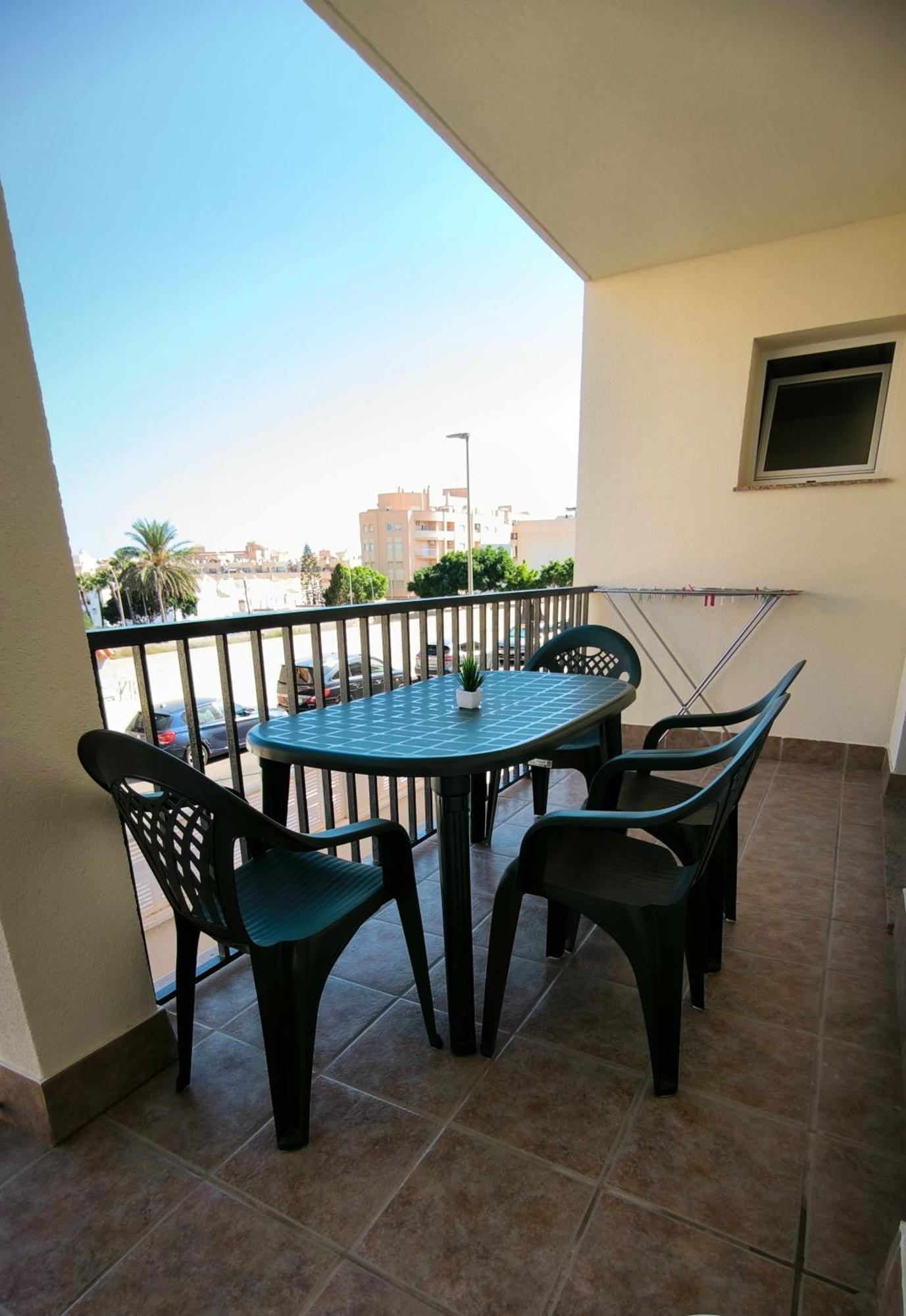 Apartamento Dos Habitaciones Con Piscina Y Gran Terraza Roquetas de Mar Exterior photo
